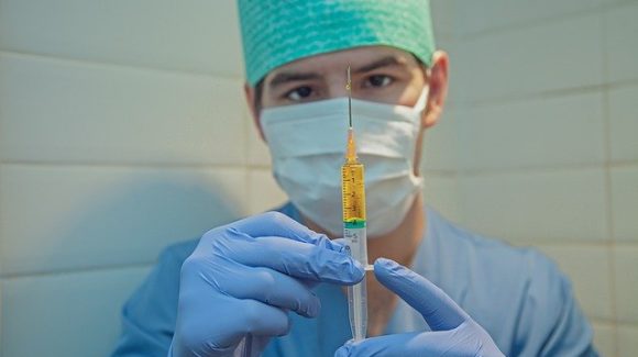 Essai clinique ADAMANT : un vaccin contre le déclin cognitif ?