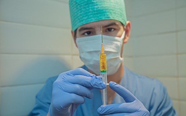 Essai clinique ADAMANT : un vaccin contre le déclin cognitif ?